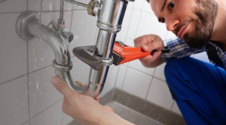 Professional same day plumber services in Henderson, IL